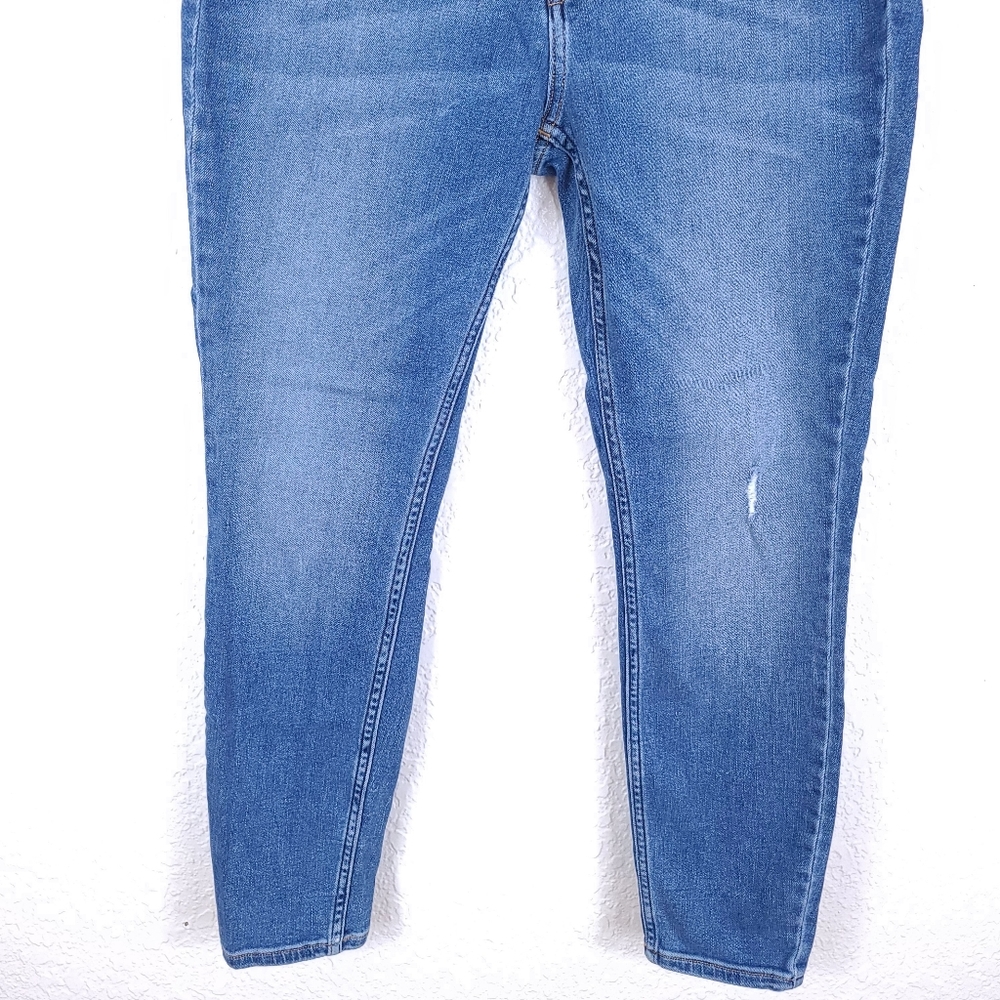 CALVIN KLEIN JEANS High-Rise Skinny Ankle Jeans - Picture 5 of 12